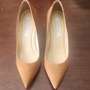 Saks Fifth Avenue Women's Tan Pumps